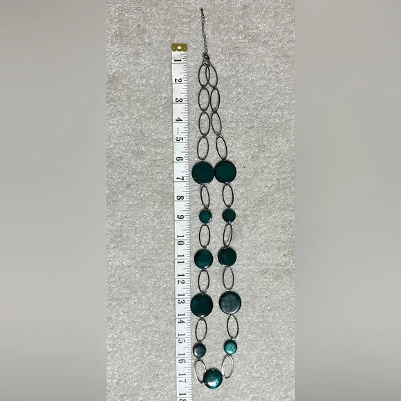 Elegant Teal Necklace - Picture 2 of 2